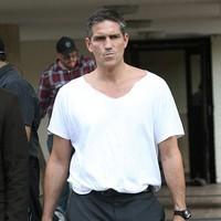 2011 (Television) - James Caviezel filming on the set of the new TV show 'Person of Interest' | Picture 91818
